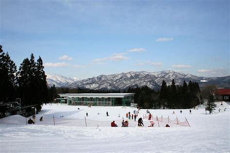 オニコウベスキー場：雪と鬼の交差点